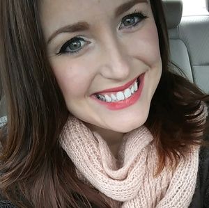 Meet your Posher, Jasmine